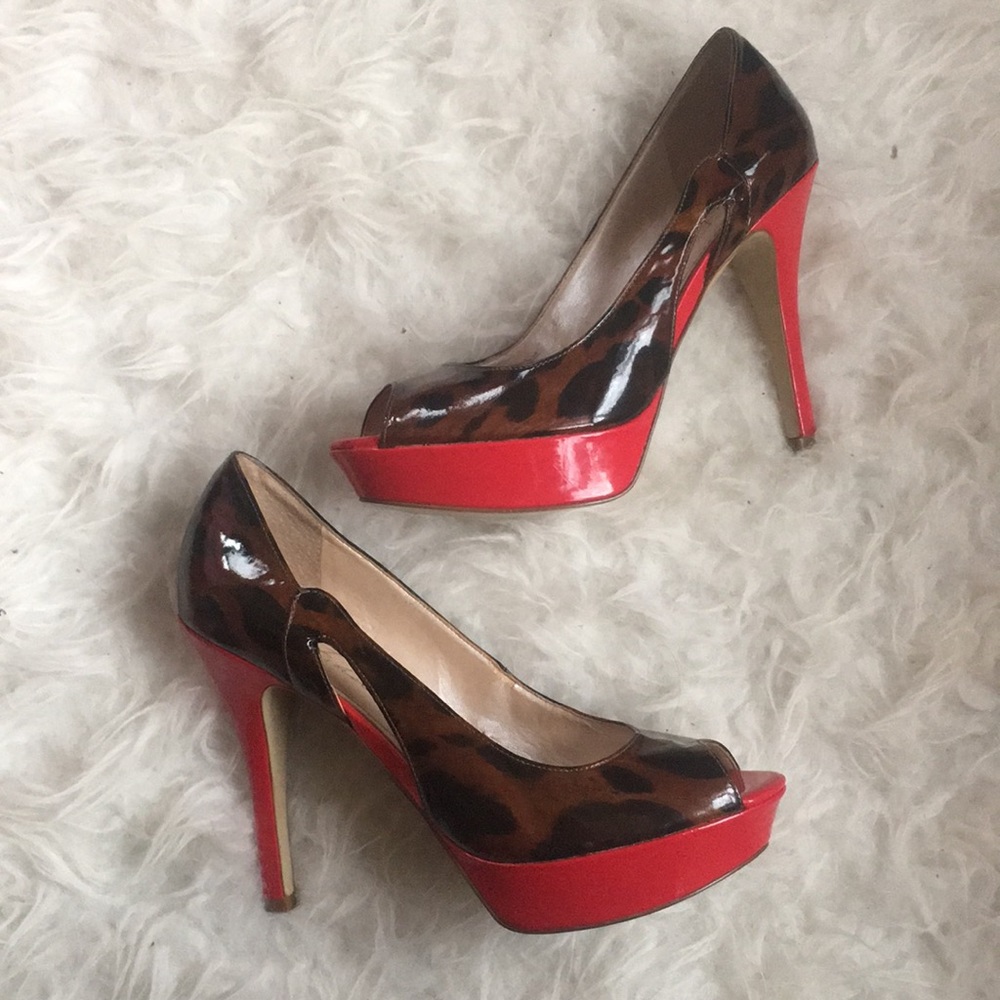 Marc Fisher Tumble leopard and red heels sz9